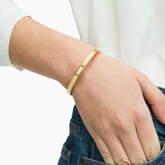 🛍KATE SPADE🛍 Spot the Spade Enamel Hinged Bangle - Picture 2 of 3